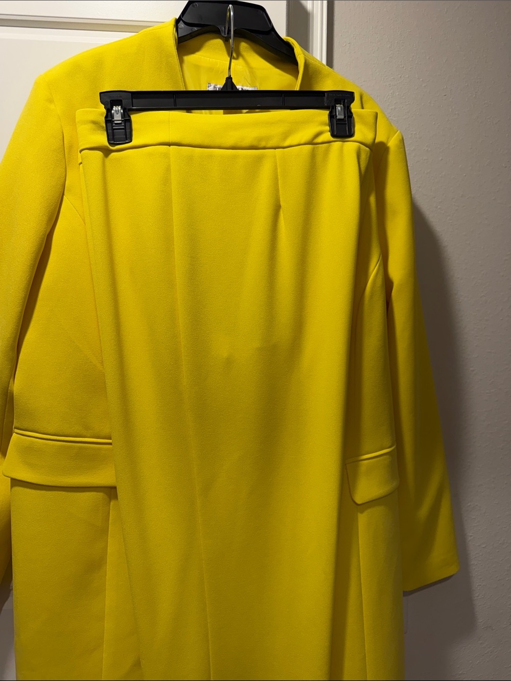 Women's Yellow Open-Front Blazer Jacket and pants by Kasper - Picture 11 of 11